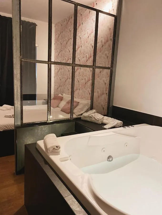 Royalroom2.0-Relaxing Spa & Luxury Apartments Lido di Ostia 0*,
