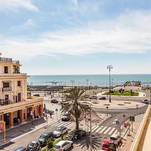 Gasthuis Maison 6, Ostia